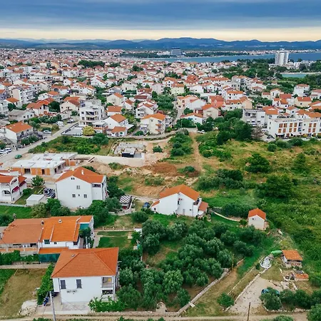 Lilly Bristak Apartman Vodice