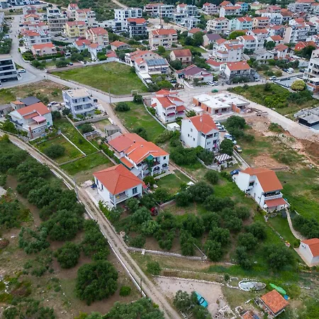 Lilly Bristak Apartment Vodice